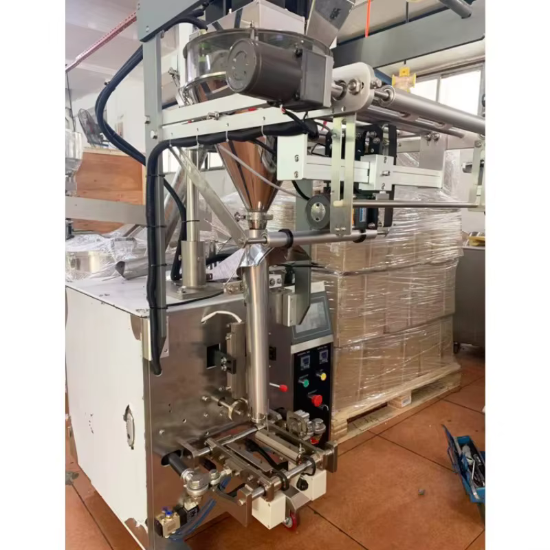 Machine d'emballage automatique de poudre de piment Masala de curcuma d'épices de café en spirale inclinée de 100g 500g 1kg