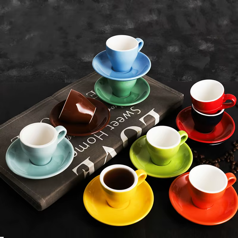 Tasse à café italienne en céramique