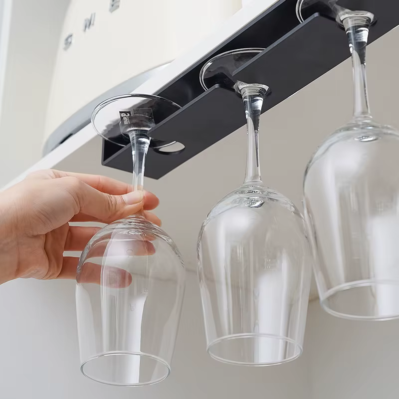 Cintre de verre à vin en plastique Non perforé