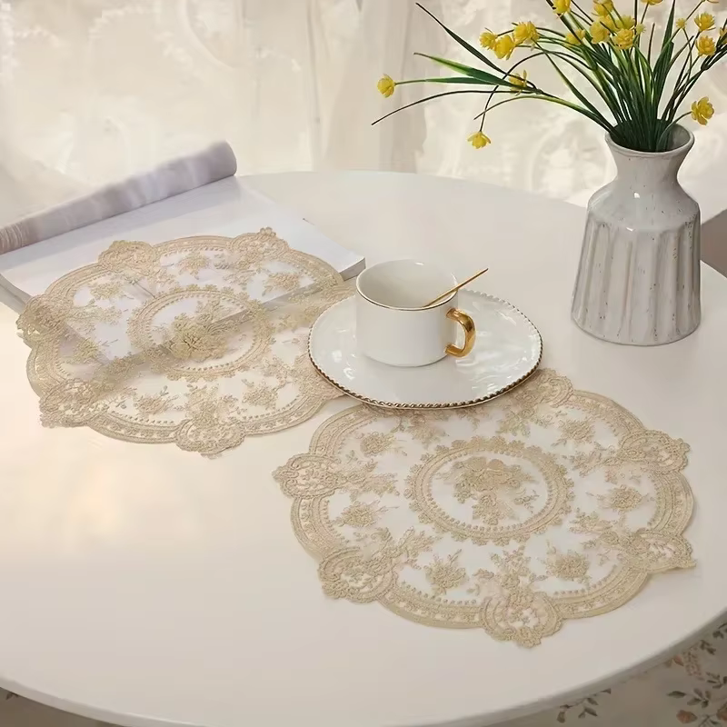 Tapis de Table en dentelle brodé de fleurs