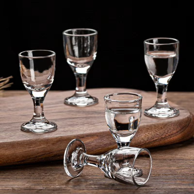 Ensemble de tasses à vin transparentes de 10ml
