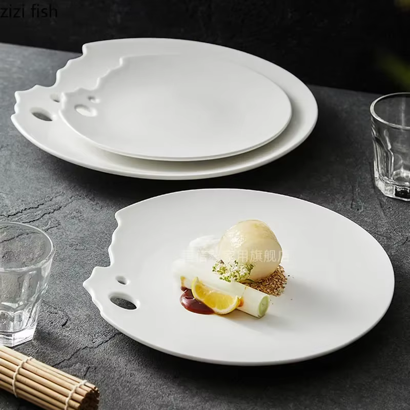 Assiette Peu Profonde Irrégulière en Céramique