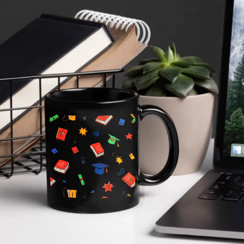 Tasse en céramique noire