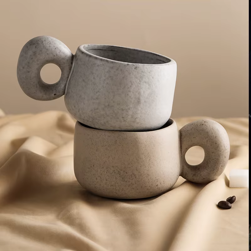 Tasse à café rétro en grès japonais