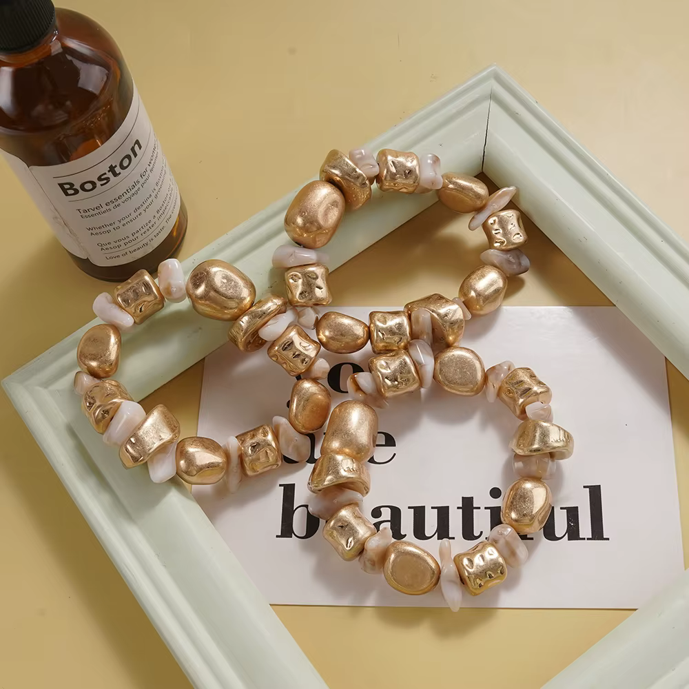 Ensemble de 3 Bracelets Empilables Dorés Iridescent – Bijoux Bohèmes de Luxe pour un Brunch, une Rendez-vous Galant ou un Complément d'Tenue Élégante