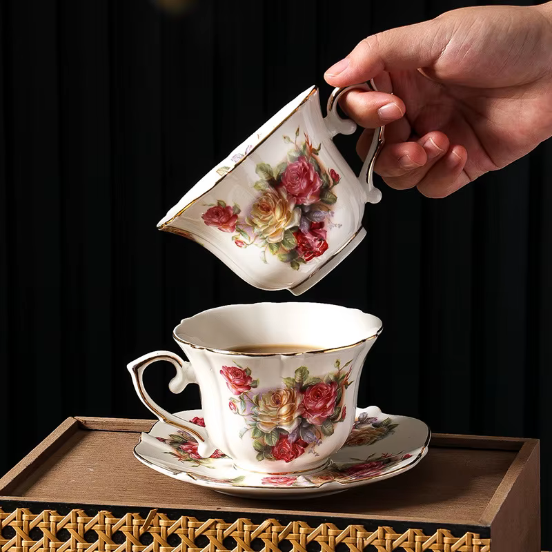 Tasse à café britannique et tasse à thé S/05 er