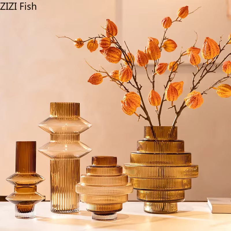 Vase en verre d'ambre en forme de tour hydroponique