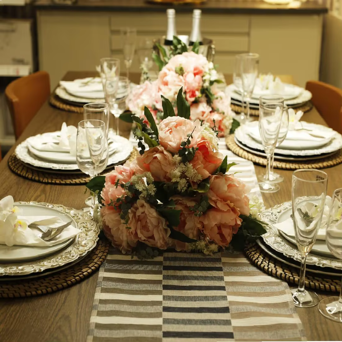 Assiettes de présentation anciennes