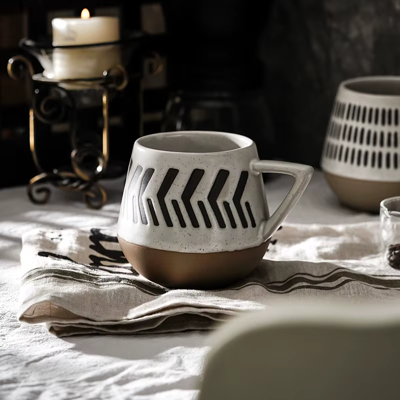 Tasse en céramique créative peinte à la main