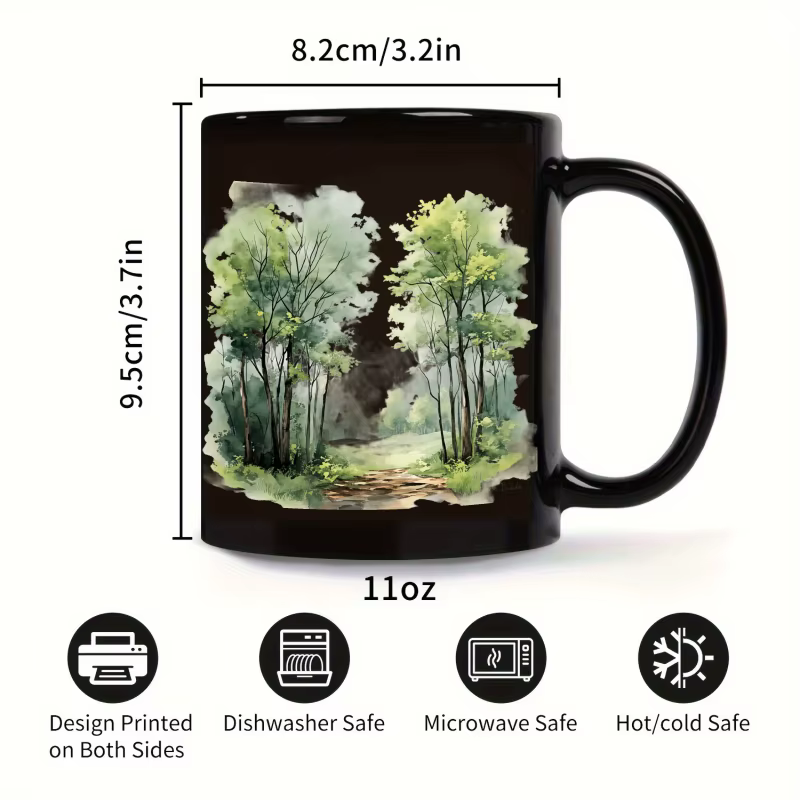 Tasse en céramique, conception d'aquarelle de paysage de forêt noire