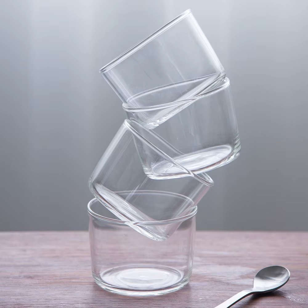 Gobelet à pudding en verre pratique
