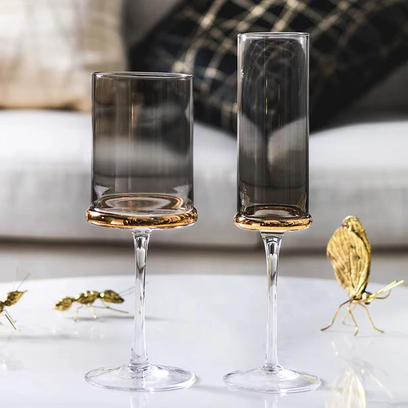 Verre à vin galvanisé gris fumé nordique