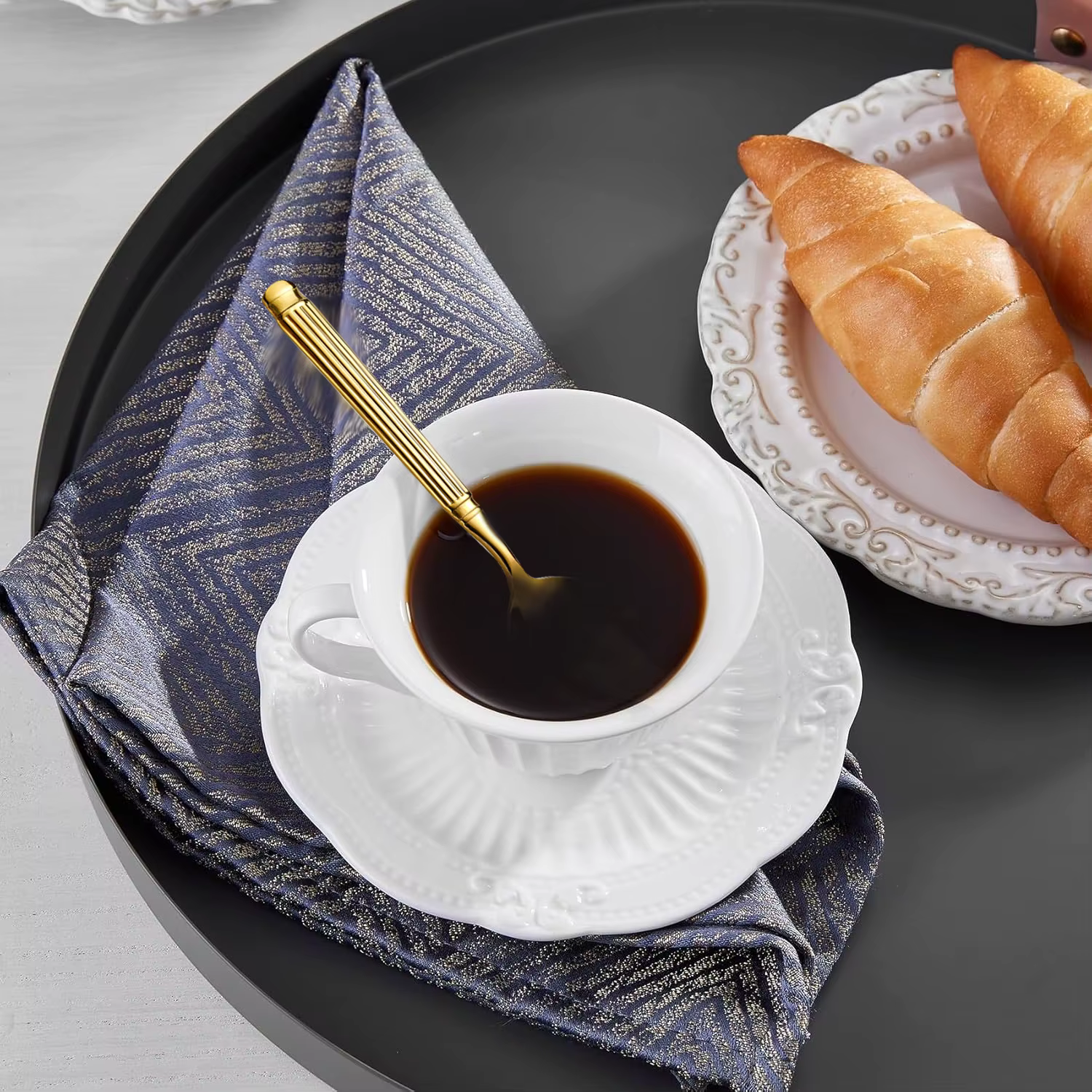 Ensemble de cuillères à expresso de luxe -5 pièces - Mini cuillère à café, acier inoxydable - Design magnifique, traitement poli miroir