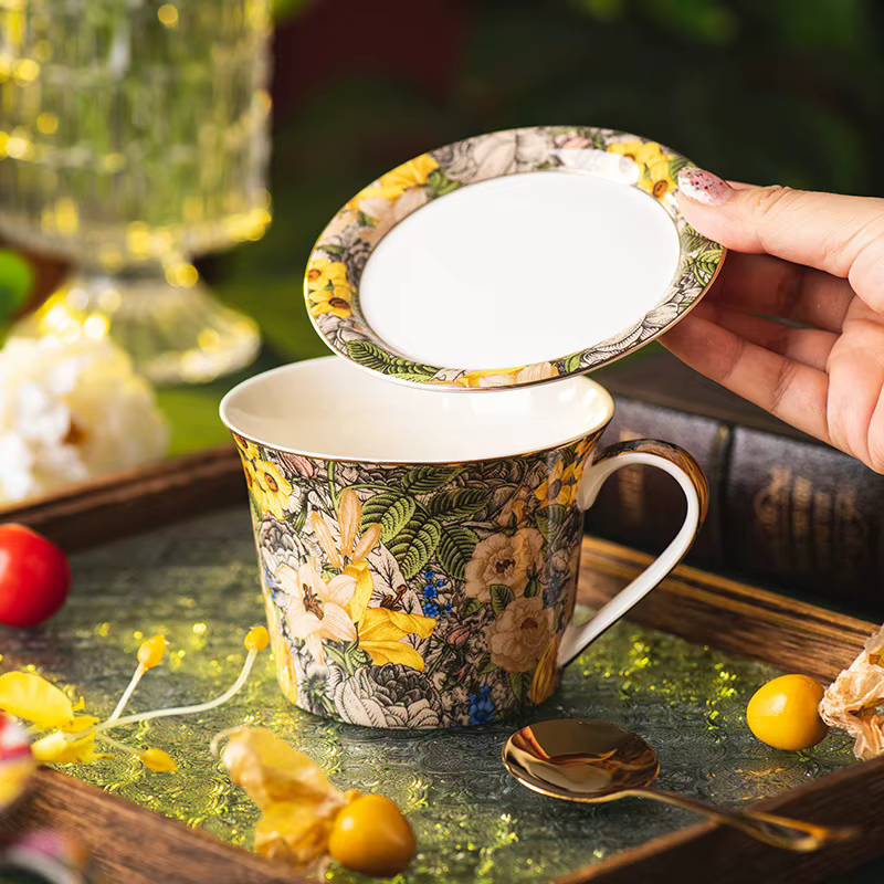 Tasse à café en céramique européenne avec couvercle