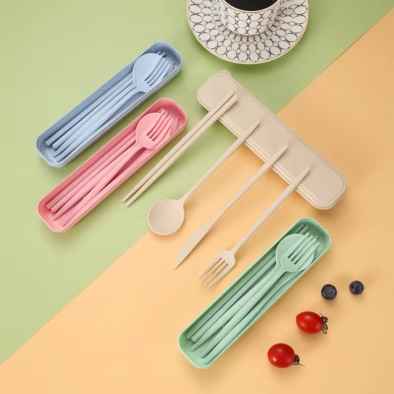 Couverts de voyage portables