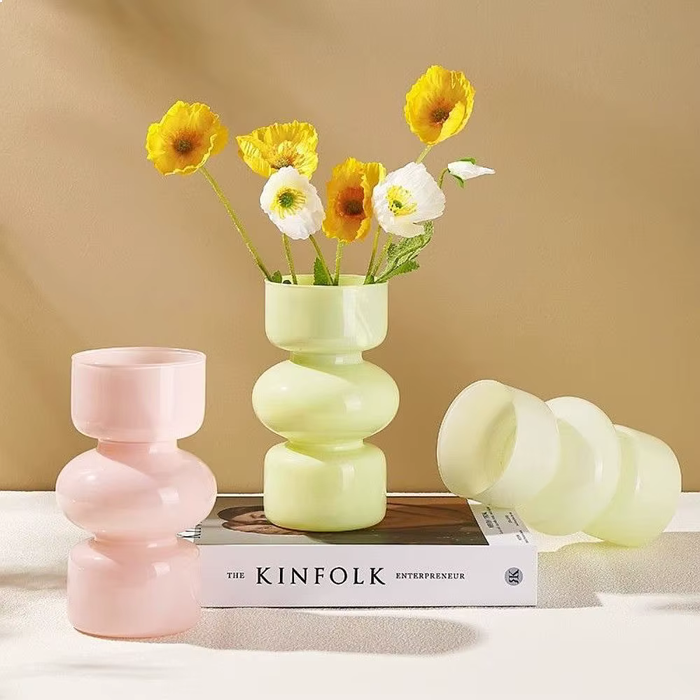 Vase en verre de style rétro européen