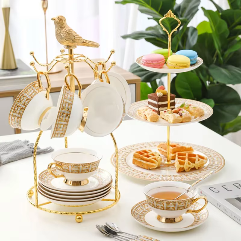 Tasse à thé en céramique à fleurs