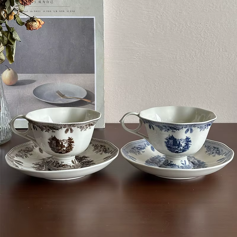 Tasses à café en céramique rétro français