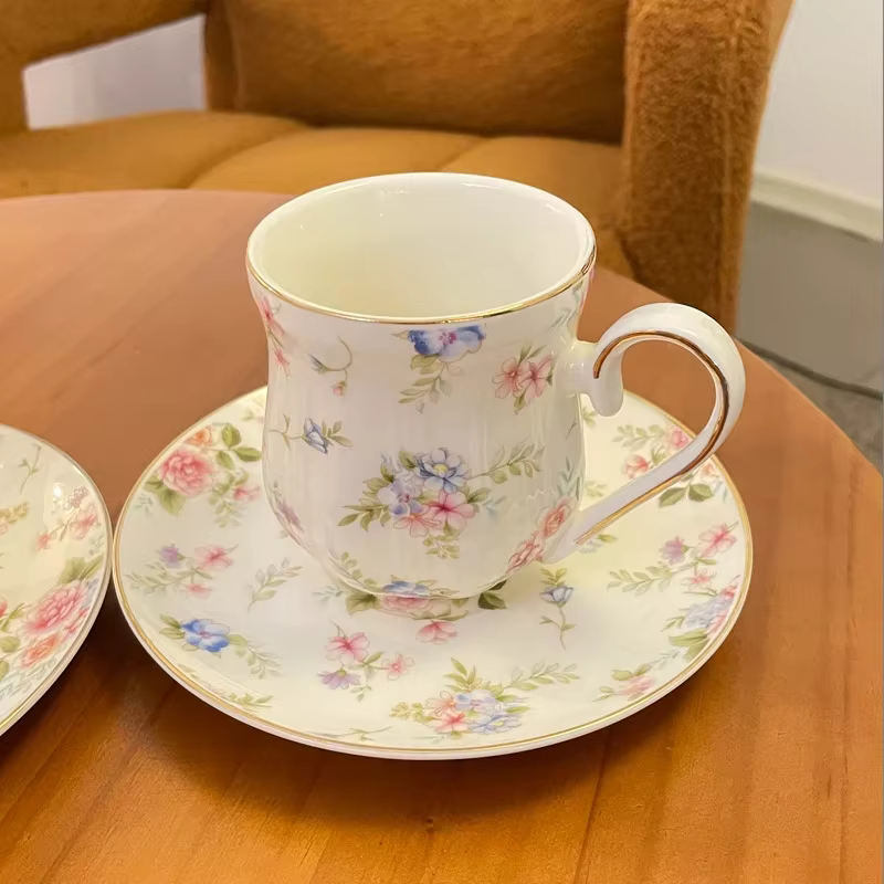 Ensemble de tasses à café en céramique