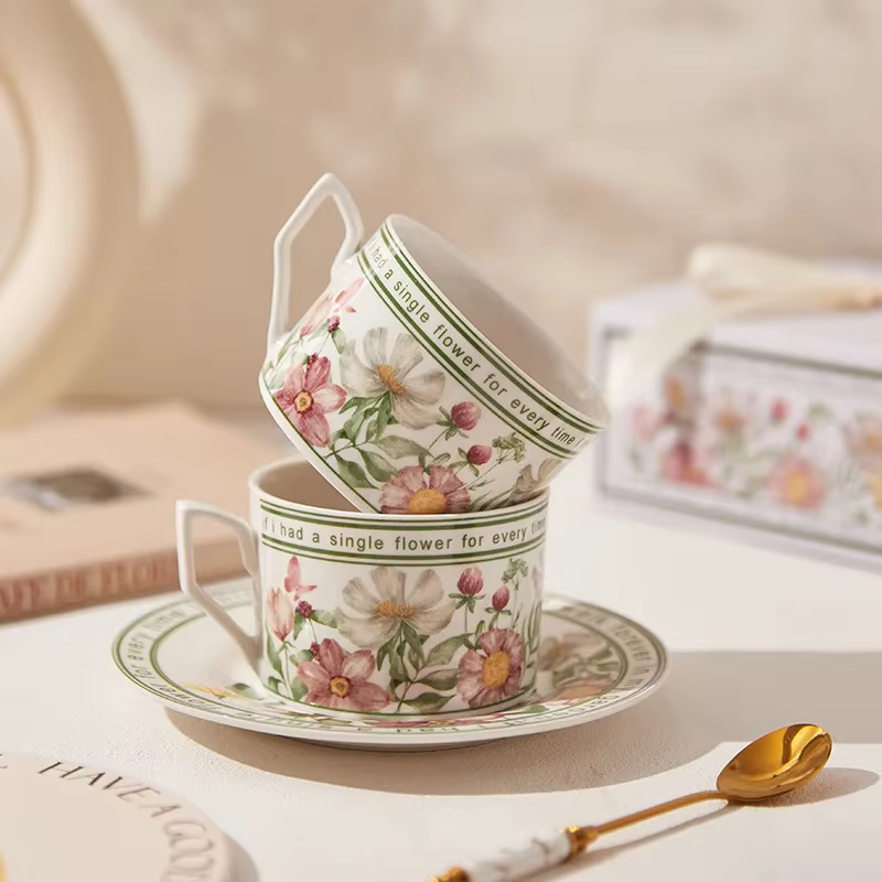 Ensemble de tasses à thé et soucoupes Vintage français de 260ml