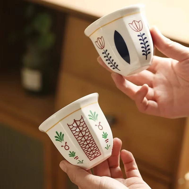 Tasse à expresso en céramique coordonnante