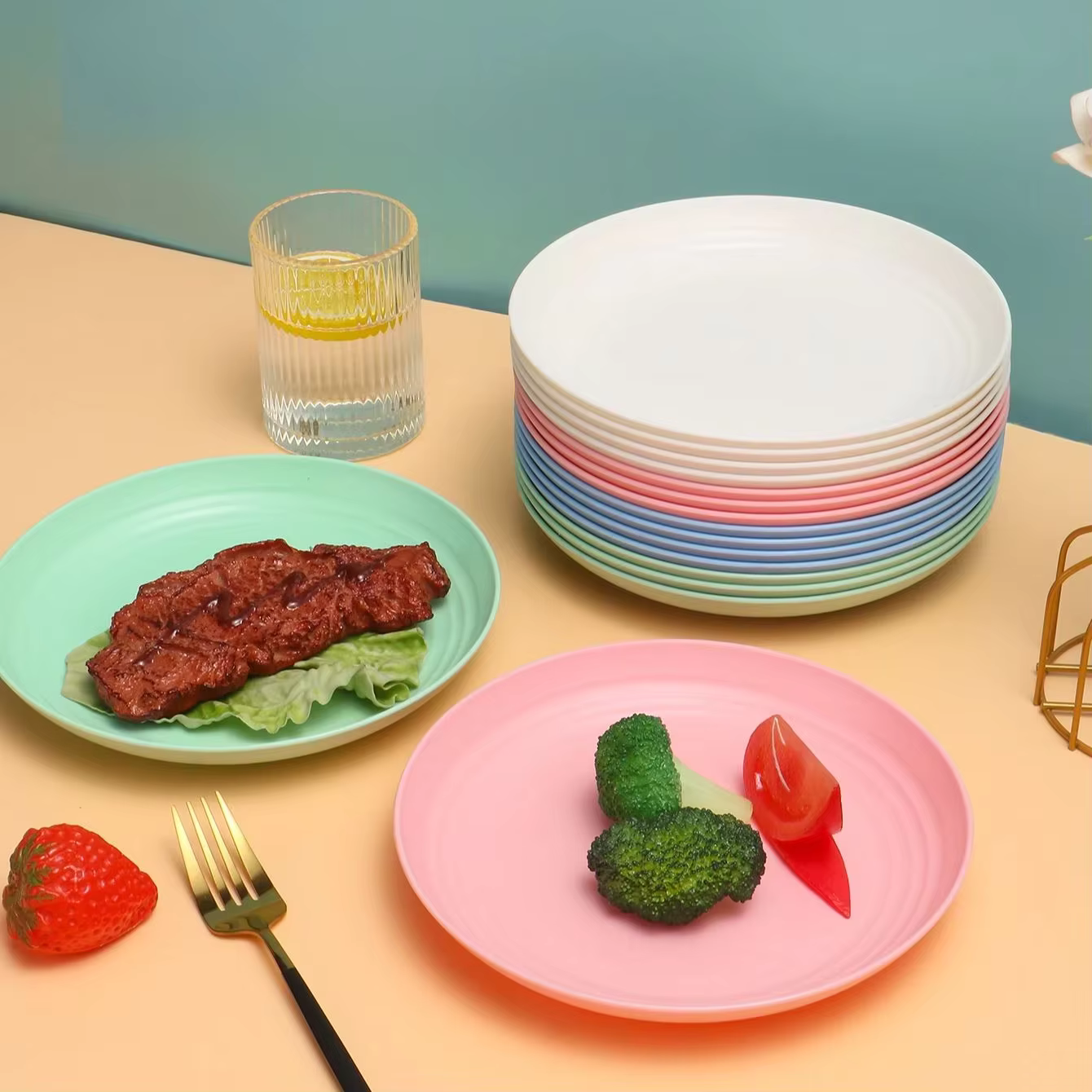 8 assiettes en PP, anti-chute et réutilisables