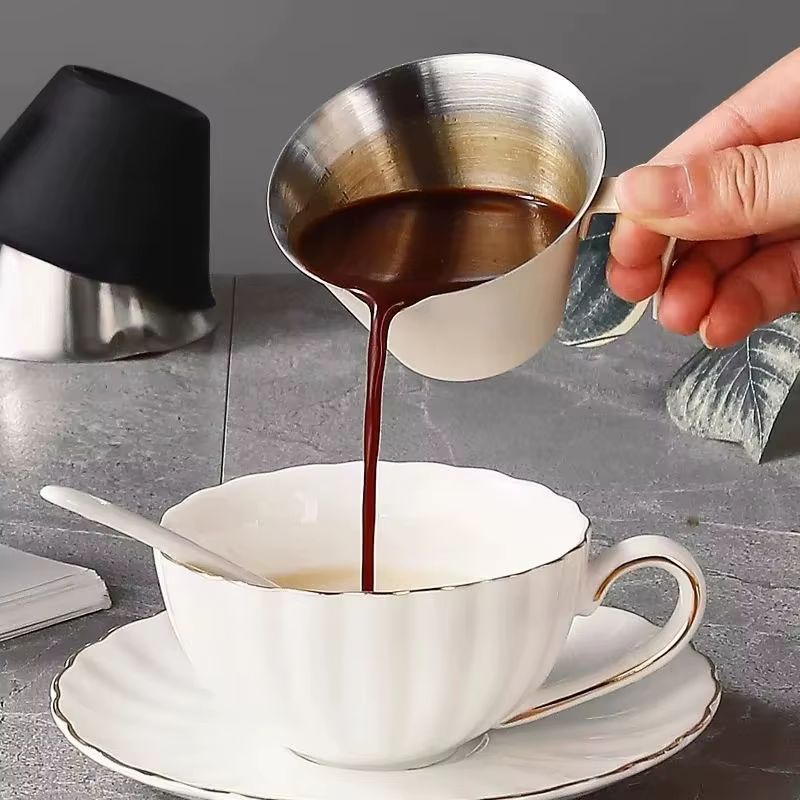 Tasse à expresso italienne avec échelle