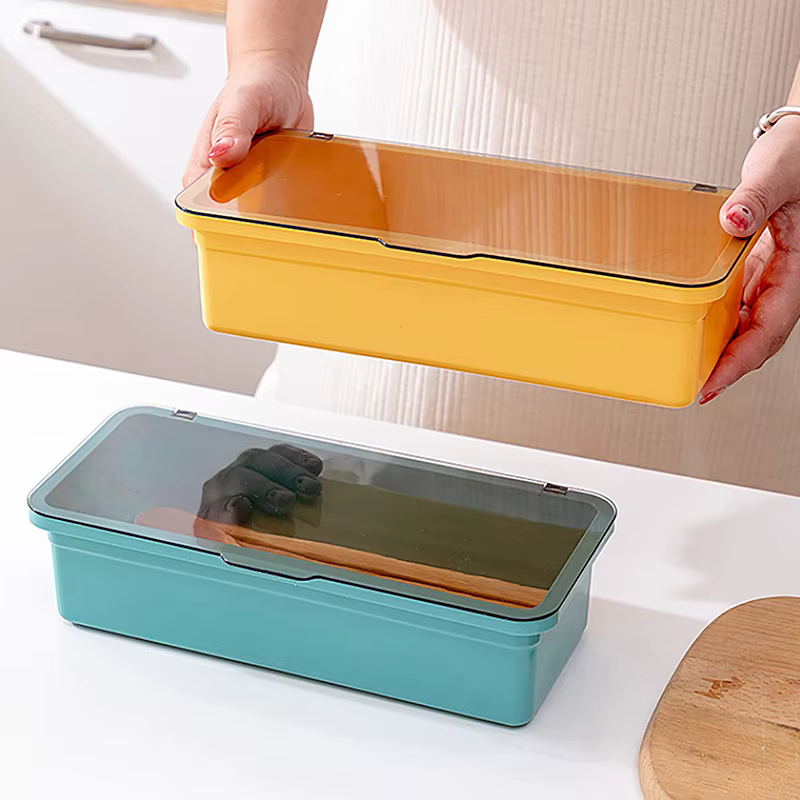 Boîte de rangement pour couverts en plastique T1 avec couvercle et doublure de proximité