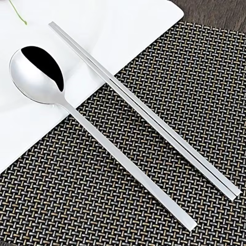 Ensemble de vaisselle coréen en acier inoxydable 304