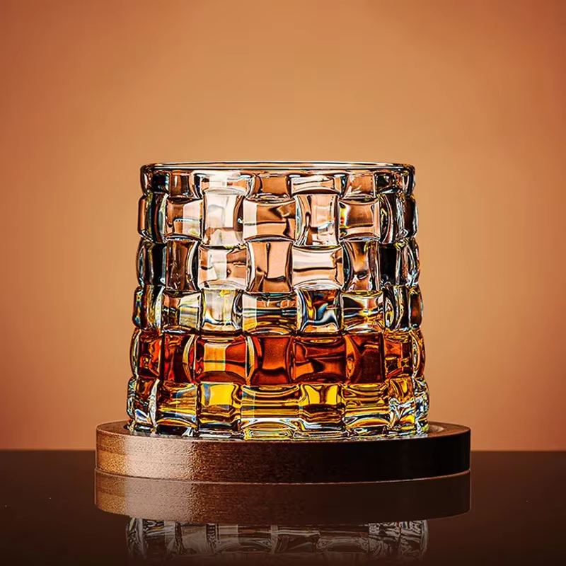 Verre à whisky avec Base